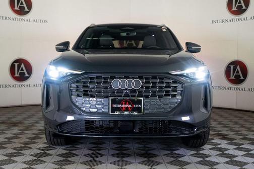 2025 Audi Q5 Premium TFSI quattro S tronic