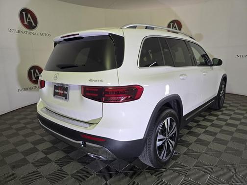 2025 Mercedes-Benz GLB 250 4MATIC