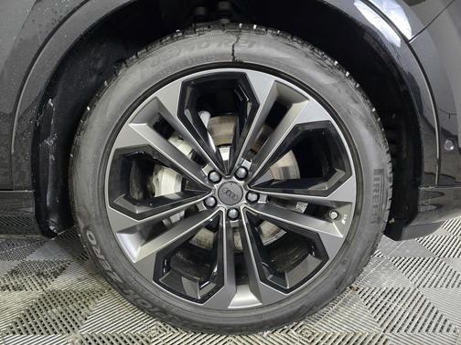 2026 Audi Q7 55 Premium Plus