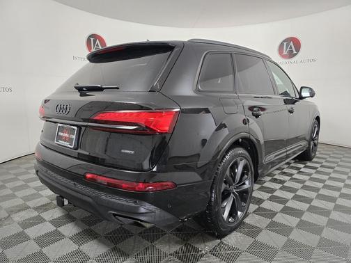 2026 Audi Q7 55 Premium Plus