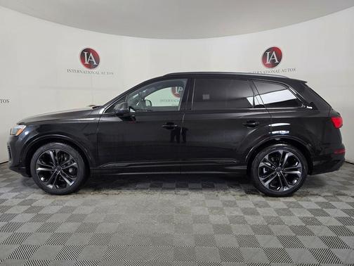 2026 Audi Q7 55 Premium Plus