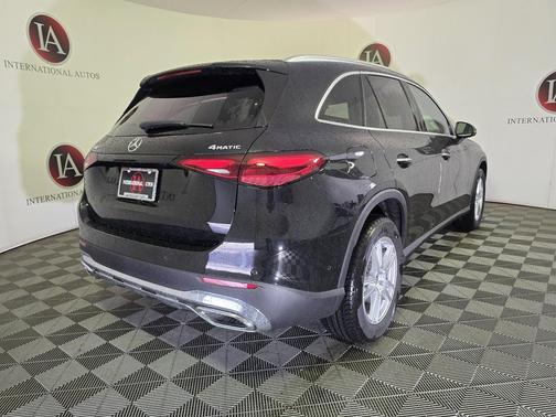 2025 Mercedes-Benz GLC 300 4MATIC