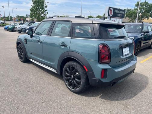 Sage Green Metallic 2023 MINI Countryman Cooper S ALL4