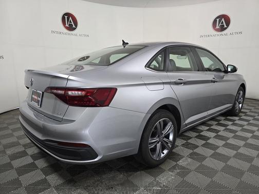 2022 Volkswagen Jetta 1.5T SE