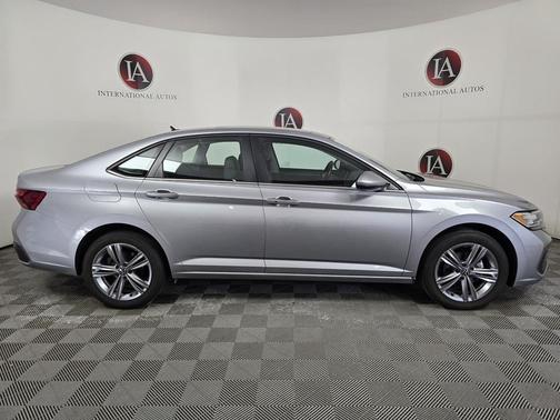 2022 Volkswagen Jetta 1.5T SE