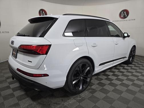 2026 Audi Q7 55 Premium Plus