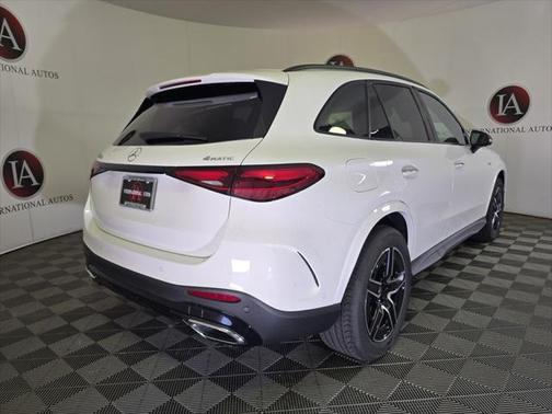 2025 Mercedes-Benz GLC 350e Base