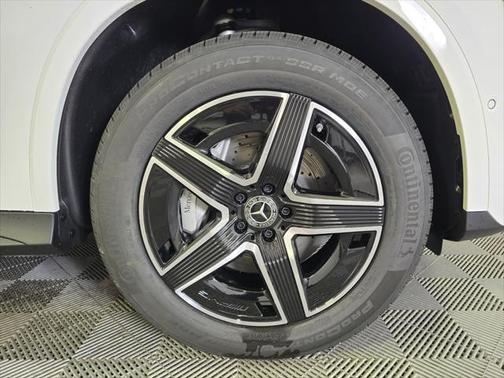 2025 Mercedes-Benz GLC 350e Base