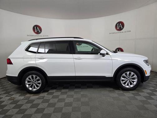 White 2019 Volkswagen Tiguan 2.0T SE 4MOTION