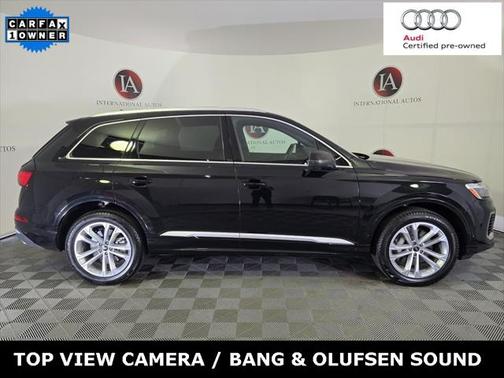 2025 Audi Q7 55 Premium Plus