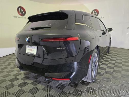 2026 BMW iX xDrive45