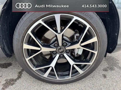 Daytona Gray Pearl Effect 2026 Audi Q3 TFSI quattro S tronic