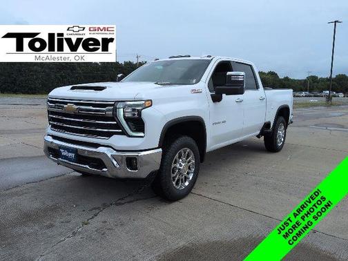 Summit White 2026 Chevrolet Silverado 2500 LTZ