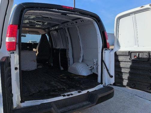 2025 Chevrolet Express 3500 RWD 3500 Regular Wheelbase WT