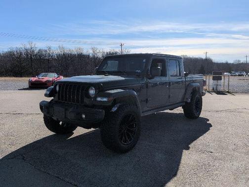 2022 Jeep Gladiator Sport