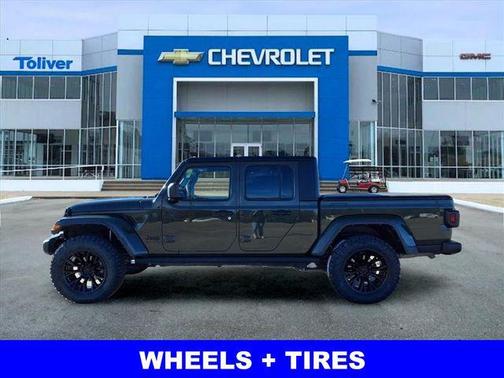 2022 Jeep Gladiator Sport