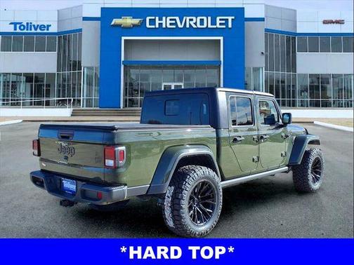 2022 Jeep Gladiator Sport
