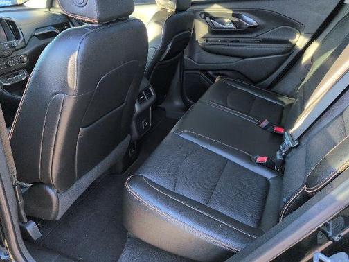 2022 GMC Terrain AWD AT4