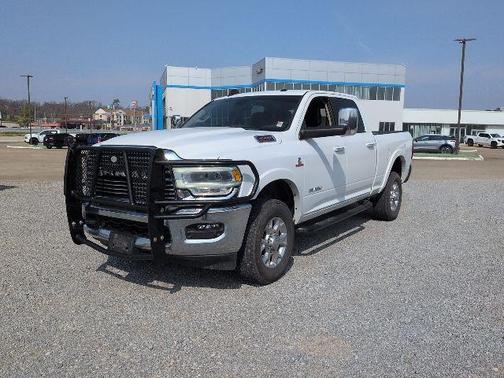 2022 RAM 2500 Laramie Crew Cab 4x4 6'4' Box