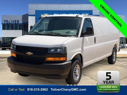 Summit White 2026 Chevrolet Express 2500 Work Van