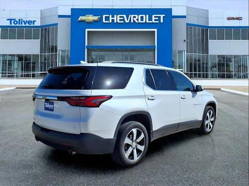 2022 Chevrolet Traverse LT Leather