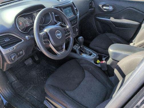 2020 Jeep Cherokee Latitude