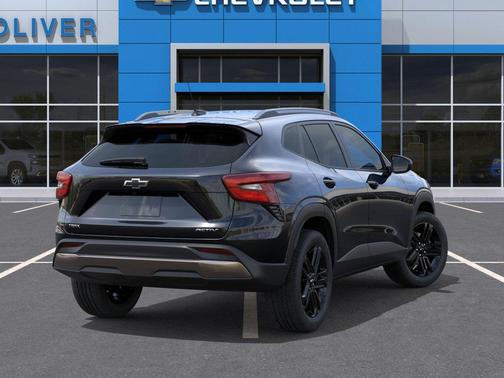 Mosaic Black Metallic 2026 Chevrolet Trax FWD ACTIV
