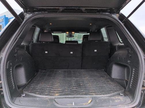 2022 Jeep Grand Cherokee Laredo