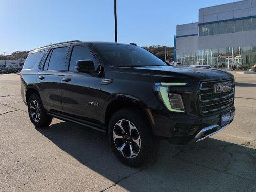 2026 GMC Yukon 4WD AT4