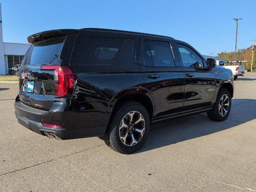 2026 GMC Yukon 4WD AT4