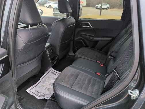 2024 Mitsubishi Outlander SE 2.5 S-AWC