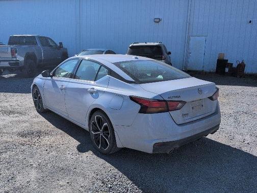 2024 Nissan Altima SR FWD