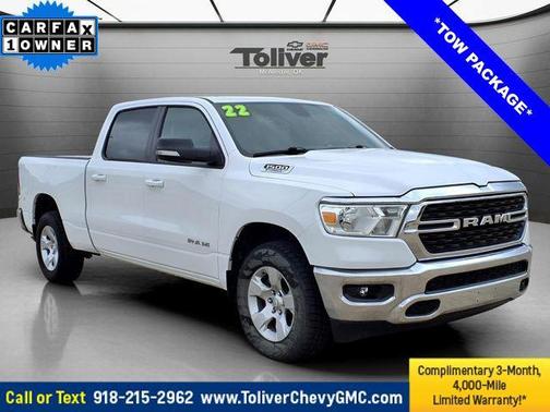 Bright White Clearcoat 2022 RAM 1500 Big Horn/Lone Star