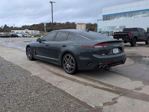 2023 Kia Stinger GT2