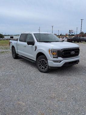 White Metallic 2021 Ford F-150 XLT
