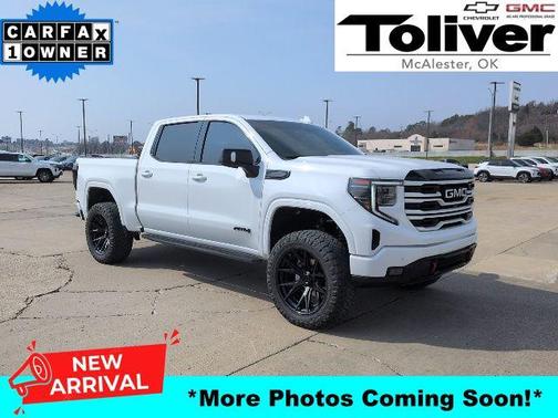 2025 GMC Sierra 1500 AT4