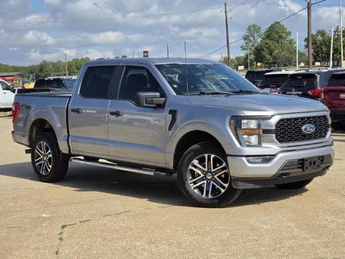 Iconic Silver Metallic 2023 Ford F-150 XL