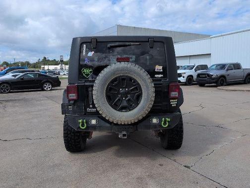 2018 Jeep Wrangler JK Willys Wheeler W