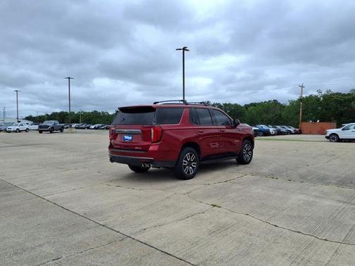 2024 GMC Yukon 4WD AT4