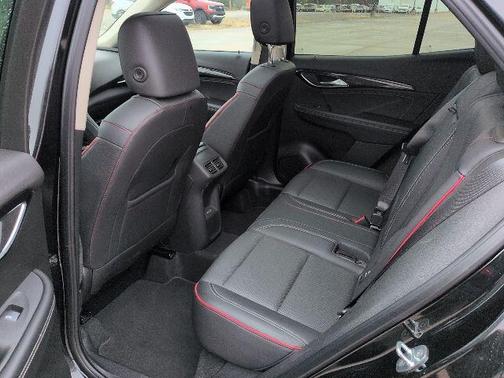 2023 Buick Envision Essence FWD