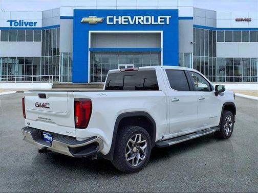 2024 GMC Sierra 1500 SLT