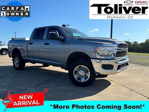2024 RAM 2500 Tradesman Crew Cab 4x4 6'4' Box