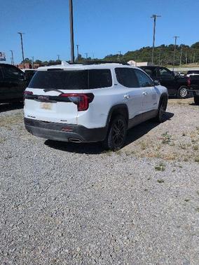 Summit White 2022 GMC Acadia AWD SLT