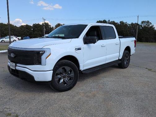 2025 Ford F-150 Lightning Flash