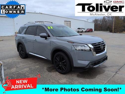 2022 Nissan Pathfinder Platinum 4WD