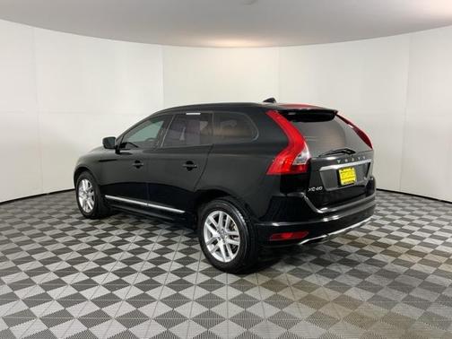 2017 Volvo XC60 T5
