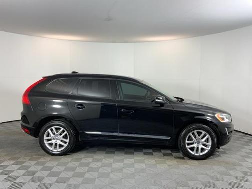 2017 Volvo XC60 T5