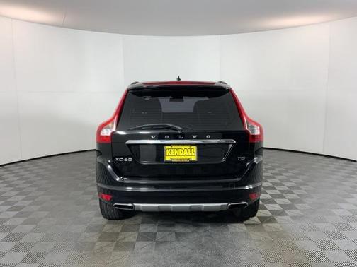 2017 Volvo XC60 T5