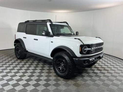 Oxford White 2023 Ford Bronco Wildtrak