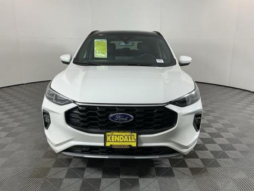 2025 Ford Escape ST-Line Elite
